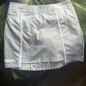 ADIDAS pure motion golf skirt size 10 NEVER WORN
